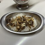 かれーの店 うどん  - きのこの叫びチーズ入りトマトトッピング