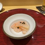 品川 鮨まつもと - 甘海老の塩辛｡黒いのは　キャびあ｡