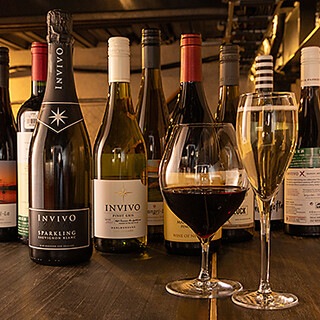 約30種のニュージーランドワインや多彩なカクテルが充実