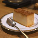 喫茶サテラ - プリン＠税込700円
