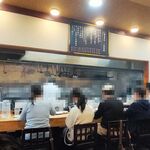 トキワ - カウンター席と厨房の様子