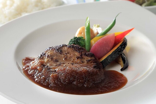 郡山の洋食カフェ『コーヒーハウス トレール』- ランチ・ディナーのおすすめと口コミ