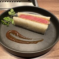 焼肉うしごろ 新宿三丁目店 - 