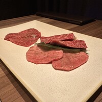 焼肉うしごろ 新宿三丁目店 - 