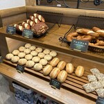 Delicatessen Kitzbuhel - 麵包區