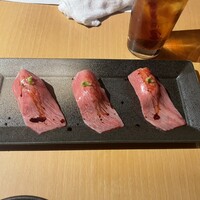 近江うし焼肉 にくTATSU 銀座店 - 