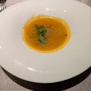 フレンチ&チャイニーズレストラン モンスレー_1