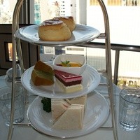 東京會舘 銀座スカイラウンジ - こちらはアフタヌーンティ・セット