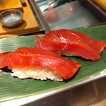 野毛 かど平 - マグロ赤身、豊洲やま幸の塩釜産