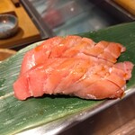 野毛 かど平 - マグロ中トロ