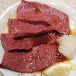 和風もつ料理 あらた - ハツのたたき