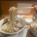 銀座 篝 ルクア大阪店 - 細ストレート麺
