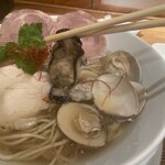 銀座 篝 - 牡蠣と蛤