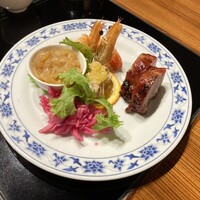 横浜中華街 重慶飯店 本館 - 