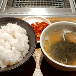 精肉店直営 焼肉定食 やまと - 