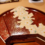 銀座 しのはら - 紅葉の器