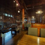 CAFE あめんぼ - 店内奥から撮影