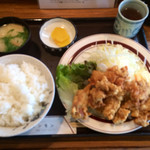 焼肉ハウスモンモン - トリ天定食
            
            
