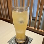 神楽坂 蟹いさみ - 丸い氷が使われています