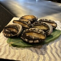 鉄板焼 石狩 - 大きな函館産活鮑