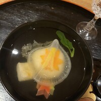 夢窓庵 - だしは少し薄かったけど練り物はめっちゃ美味しかった