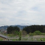 ラ フォンテ - 窓の向こうには八甲田山が望めます