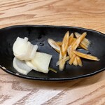 わら焼 鉄板焼 いやさか - こだわりお漬物盛り合わせ