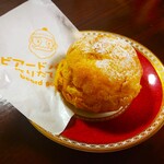 ビアードパパ - 料理写真:看板商品の「パイシュークリーム」
