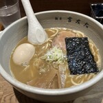 麺屋吉左右 - 味玉らーめん。自家製麺のウマさに感動しました。