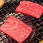焼肉の名門すずき - 