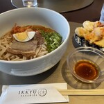 一休の泪 - 別府冷麺鳥天付き 1,150円