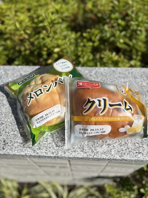 YK Baking Company Higashiyodo Koba Chokubaiten - Kami Shinjo/Bread