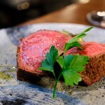 ワイン食堂トランク イタリアゴハン - 米沢牛の炭火焼