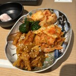 関本恭平 - キムチ盛り合わせ