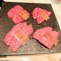 完全個室 牛の達人 private 新宿本店 - 希少部位盛り合わせ