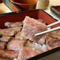 肉と庭 まつを - 