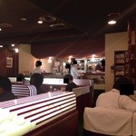 Cafe DALI - 201005  DARI  店内（座席より右まわり）⇒厨房が「チラリ」と見えます(^_^)/