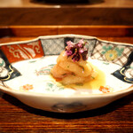 薪鳥新神戸 - 秋田 高原比内地鶏 鶏わさ（胸肉）