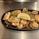 いか玉屋プラスアルファー - 海鮮ミックス焼き　ビールが進む^ ^  