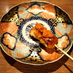 薪鳥新神戸 - 秋田 高原比内地鶏 ふりそで + ハリッサ