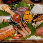 手巻き寿司専門店 びわ寿し - 令和6年11月 夜営業時間(17:00〜22:00)
                                極上手巻き寿司ディナー 税込3680円
                                ご飯、海苔おかわり無料