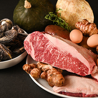 希少な食材や生産者とのご縁に感謝し、一皿一皿心を込めて。