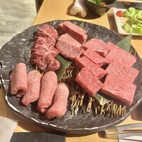 近江うし焼肉 にくTATSU 銀座店 - 