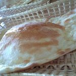 カリカ - ナンはカゴで登場。