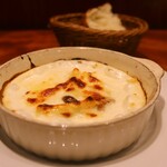 ココカラ フランス編 - シーフードグラタンプレート(1,600円)
じゃがいものスープ･自家製パン付き