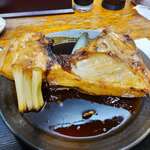 味処 まるたか - ぶりかまの煮付け