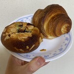 ハツタツ 天六店 - 栗と胡桃のブリオッシュとクロワッサン