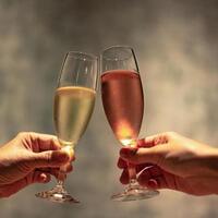 ドリンクメニュー : 俺のフレンチ 梅田 - 東梅田/フレンチ | 食べログ