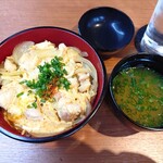 鳥樂苑 - 親子丼（780円）