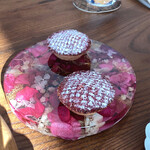 CYCLE by Mauro Colagreco - フランボワーズのフィナンシェ